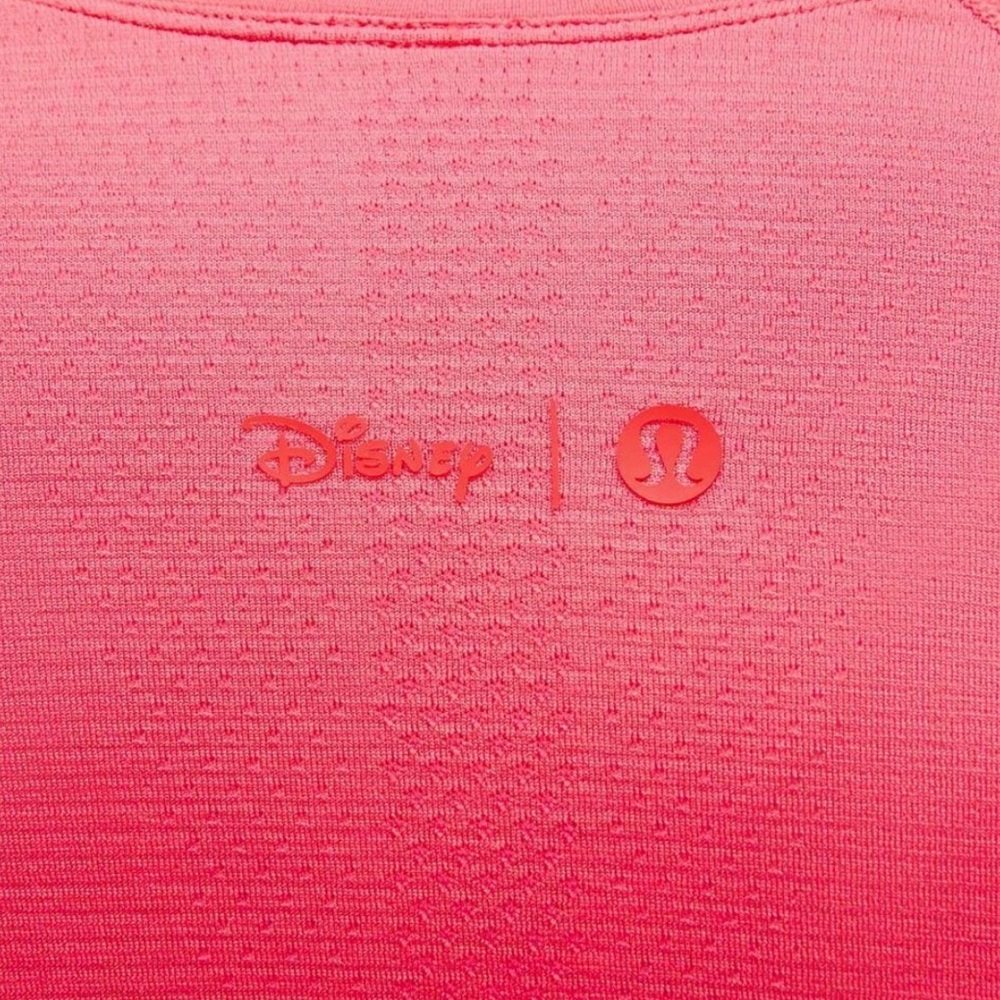 Disney × Lululemon Swiftly Tech Long-Sleeve Shirt 2.0 Lip Gloss size 6 - Picture 7 of 8